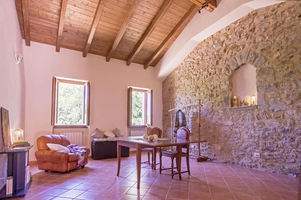 Отель Agriturismo La Greciola Gabbiana Экстерьер фото